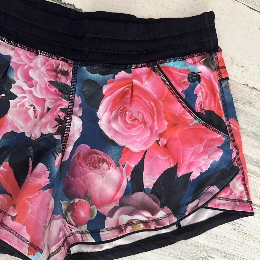 Lululemon Secret Garden Rose Floral Pink Black Tracker Shorts Size 2 RARE HTF
